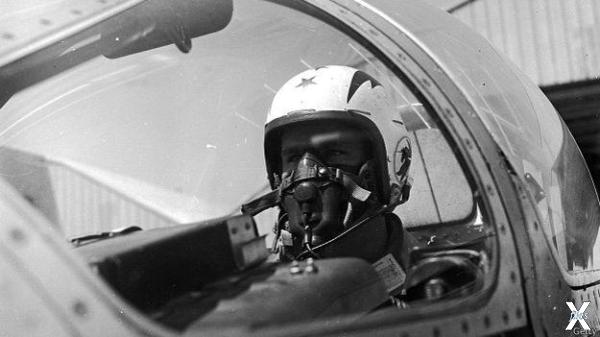 Пилот перехватчика, 1950-е. Тогда шле...