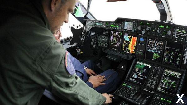 Кабины многих самолетов до сих пор от...