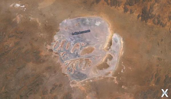 Характерная форма озера Акраман подск...