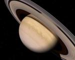 На форму колец Сатурна влияет притяжение его спутников