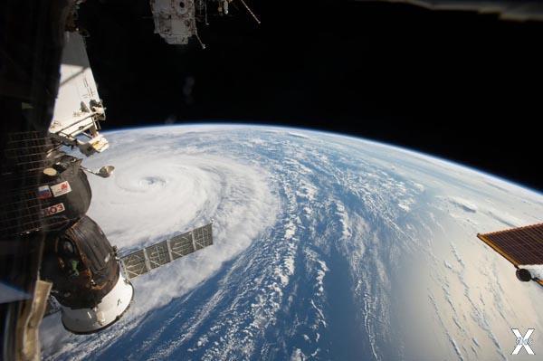 Спутниковый снимок урагана «Ирма»