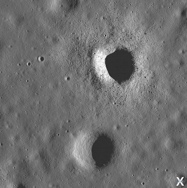 Лунные кратеры похожи на земные
