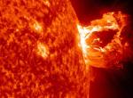 Ученые зафиксировали гигантский выброс вещества на Солнце