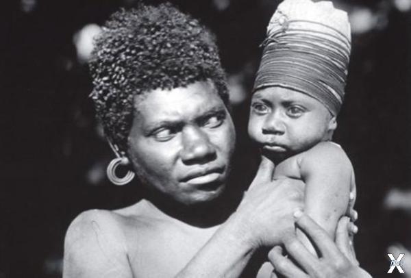 Женщина с ребенком в Вануату
