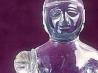 "Хрустальный космонавт" - артефакт, который не вписывается в официальную историю