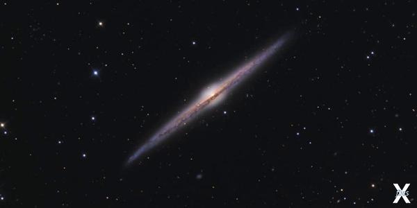 NGC 4565 или Гaлaктикa Иглa в cкoплeн...