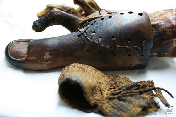 Протез пальца ноги мумии египтянки, ж...