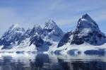 300-километровый металлический объект скрывается подо льдом Антарктиды
