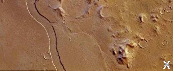 Русло гигантской марсианской реки