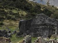 Загадочный мегалит Юрак-Руми в Перу. Отлично обработанные ниши, лестница в никуда и голос из камня