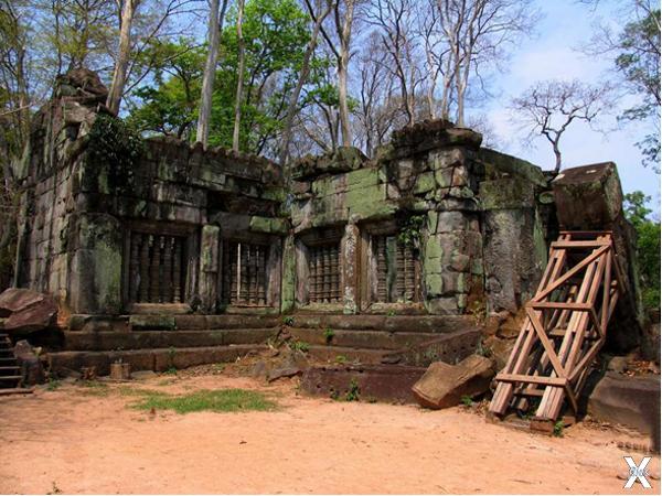 Прообразы галерей в комплексе Ангкор-Ват
