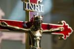 Что означает I.N.R.I над Иисусом. И почему русские писали по-другому