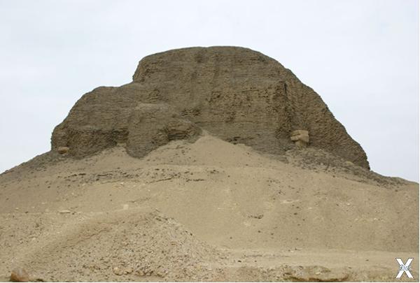 Пирамида Санусерта II в Эль-Лахуне