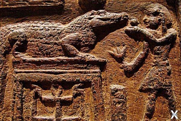 Древнеегипетский рельеф с изображение...