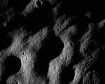Лунный зонд LRO передал на Землю первые снимки