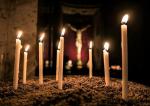 Почему христиане ставят свечи в храме