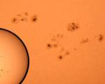 Ученые впервые измерили глубину солнечных пятен