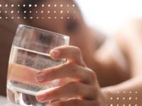 Не пейте ночью воду из стакана