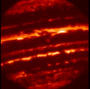 Ниже облаков на Юпитере
