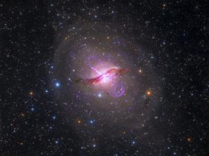 Пятая по яркости галактика Centaurus A