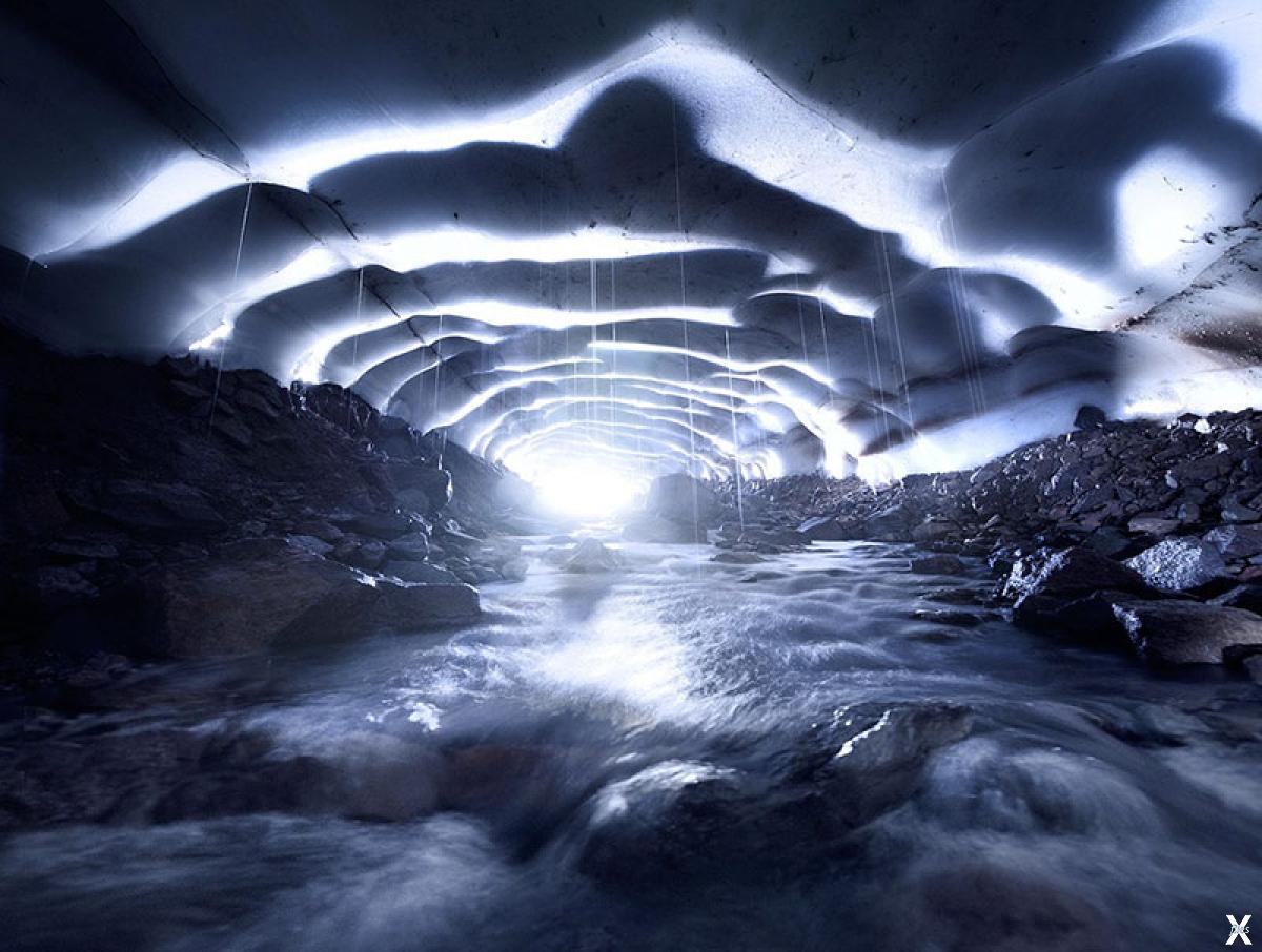 Неизведанные места. Ледяная пещера, Орегон, США. Три сестры сеть спящих вулканов Орегон США. Пещеры Орегона. Ледяные пещеры.